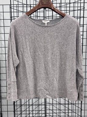 Rio & Rian NWT Gray L/S Sweater with Metal Snap Cuffs Size XL
